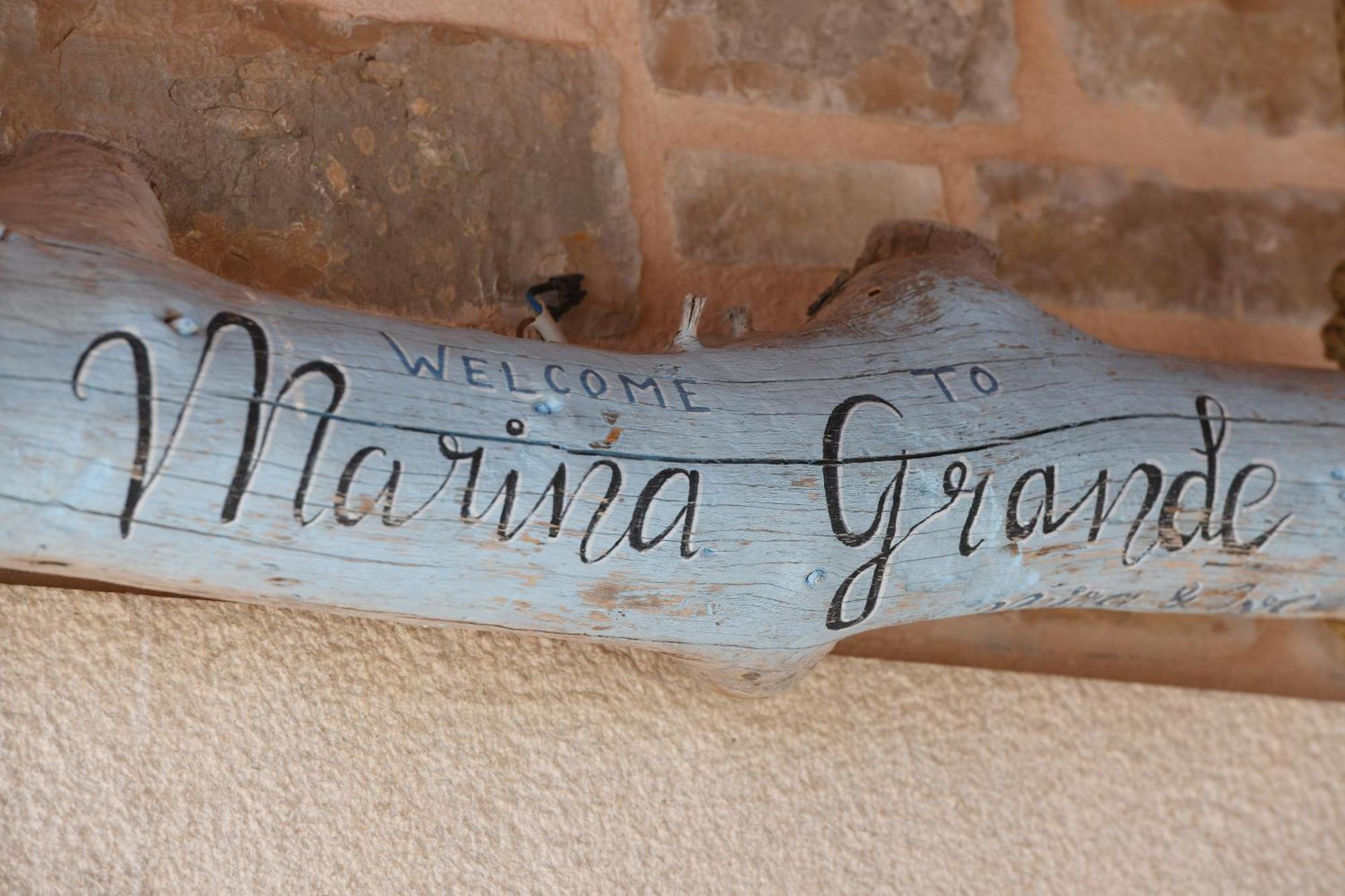 Beach House Marina Grande Бетина Екстериор снимка